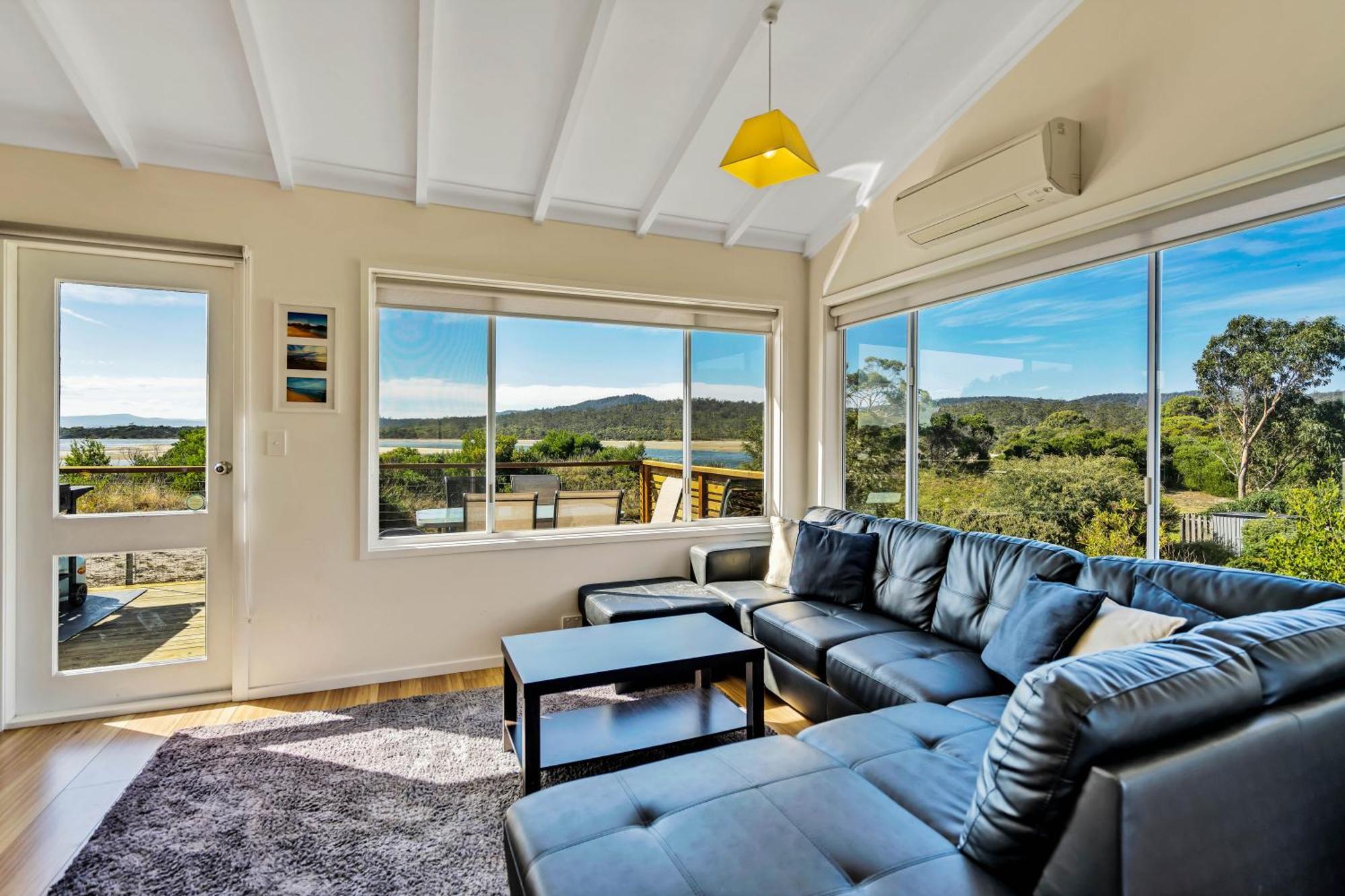 Villa The Blue House Coles Bay Esterno foto